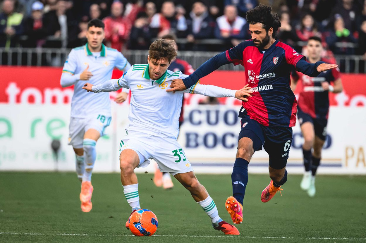 Cagliari vs AS Roma (21:00 &#8211; 07/12) | Xem lại trận đấu